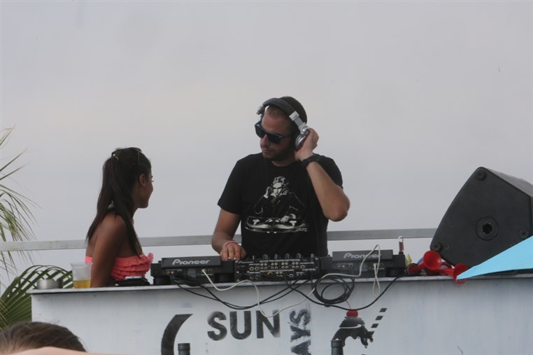 Senses on Sunday